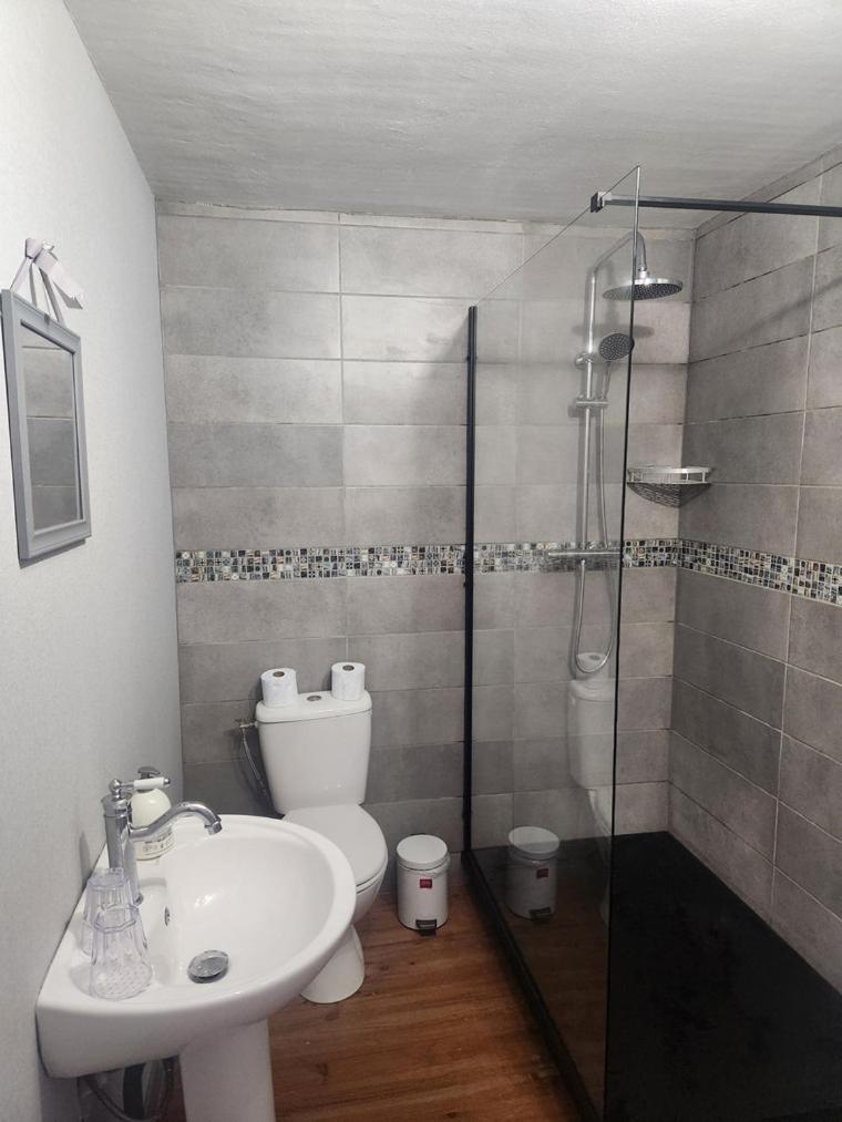 Roquebrune Auberge Des Pensees מראה חיצוני תמונה